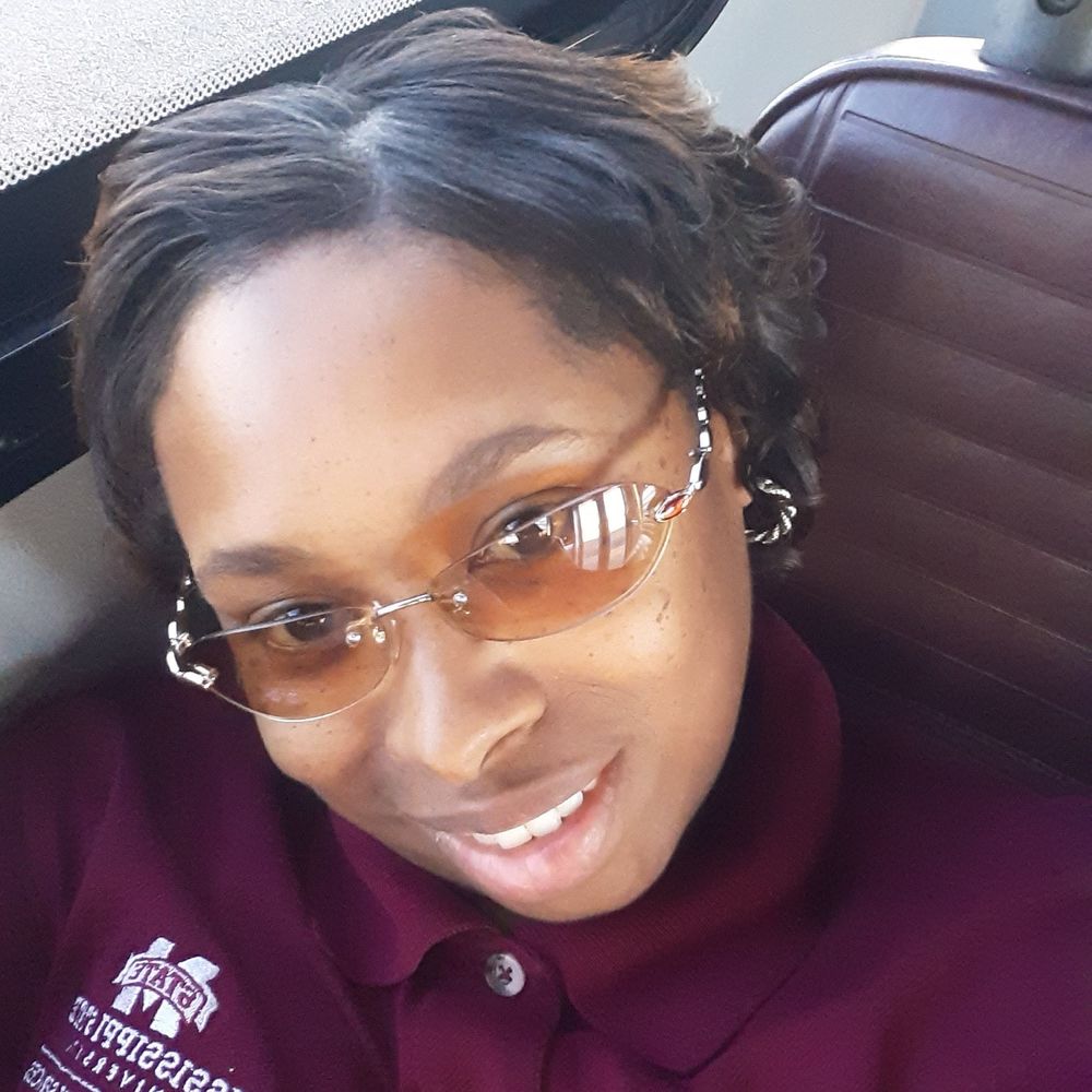 Meet your Posher, Valerie